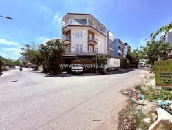 Bán biệt thự lô góc 2 mặt tiền - kdc hiện hữu, quận 8 - vỉa hè lát đá sang