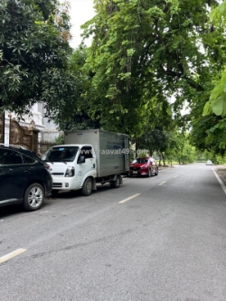 Bán biệt thự vip tại việt hưng  long biên

diện tích: 152 m², xây 4 tầng kiên