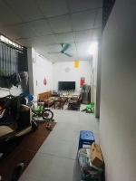 Bán căn hộ tập thể tầng 1 trong ngõ (cách đường ô tô 50m), khu vũ ngọc phan -