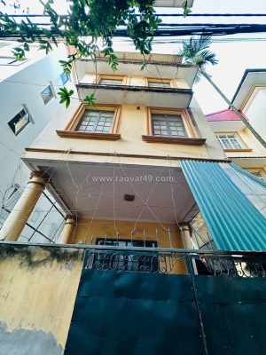 Bán đất tặng nhà-ô tô đỗ cửa- vài bước ra hồ tây lộng gió - phố tây đẳng cấp