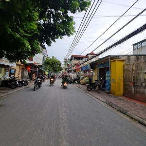 Bán đất xã gia lâm, hà nội, 40m2 đường rộng, 60m ra trục chính siêu lớn, gần