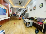 Bán ngay nhà trong tháng cần tiền gấp. dt 31m2 tại yến nghĩa hà đông ô tô đậu