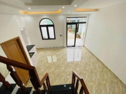 Bán nhà 2 tầng + 4 phòng trọ – kiệt ôtô âu cơ, gần chợ hòa khánh, liên chiểu -