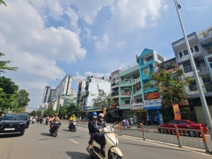 Bán nhà 2 tầng 8.4*16m, hẻm ô tô, dương bá trạc, quận 8 - nhà cũ tiện xây mới -