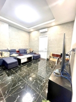 Bán nhà 3 tầng 143m²,đương 2 xe hơi,gần chợ dĩ an.lô góc