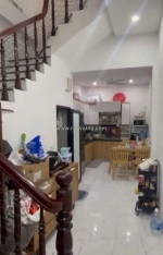 Bán nhà an dương vương 50 m 4 tầng 4 pn .mặt ngõ oto 10 m.chào:7.2 tỷ..sổ đỏ