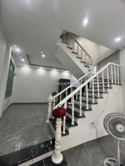 Bán nhà căn góc 2 mặt thoáng – nguyễn văn cừ – long biên-53m² – 5 tầng – 13.5