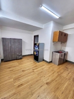 Bán nhà chdv bến bình đông 5x xây 5 tầng mớ 36 tr/ tháng chỉ 8 tỷ 3