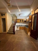 Bán nhà chợ khâm thiên 25/28m2. 5 tầng. mặt tiền 5.2m giá 5.98 tỷ đống đa hà nội