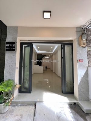 Bán nhà đúc 2 lầu hẻm 606 đường 3 tháng 2, p14 q10 ngay trung tâm sg