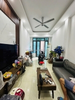 Bán nhà hoàng hoa thám, tây hồ, gần phố, 31m2, 5 tầng, chỉ 8.2 tỷ