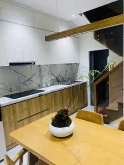 Bán nhà kiêu kỵ gia lâm 30m 5 tầng 3 phòng ngủ