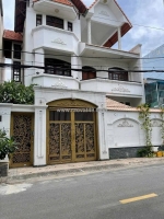 Bán nhà mặt tiền 3 tầng 12x20m giá  tỷ đường đông hưng thuận 17