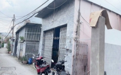 Bán nhà mặt tiền trung lân hạ 800tr, bà điểm, hóc môn, 120m2, cho thuê 8tr/tháng