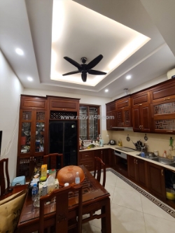 Bán nhà nguyễn công trứ, 70m2, 5 tầng, mặt tiền gần 4m, 26.5 tỷ, vỉa hè, ô tô