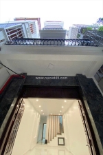 Bán nhà phố viên _ bắc từ liêm 50 m 6 t thang máy,10 p kk.chào;12 tỷ