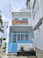 Bán nhà phường 11, bình thạnh hxh lê quang định ngang 4m dài 12m trệt lầu hc đủ