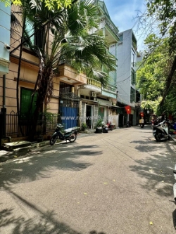 Bán nhà tây sơn, phân lô, ô tô kinh doanh 40m 5 tầng 12.5 tỷ