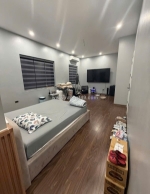 Bán nhà tô vĩnh diện 90m 5 tầng cách phố 30m - lô góc ở hoặc làm căn hộ cho