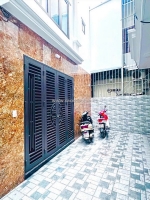 Bán nhà xuân đỉnh_35 m 5 tầng,cạnh trường tiêu học .giá nhỉnh 7 tỷ.