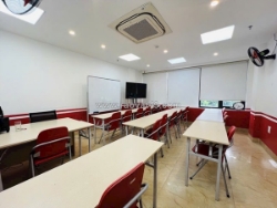 Bán tòa nhà 9 tầng mặt phố cầu giấy, 80m2, mt 4.9m, thang máy, giá 46.8 tỷ