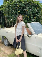 Bắt trend xinh như ulzzang cùng combo chân váy kẻ caro hàn quốc và áo baby doll tay phồng