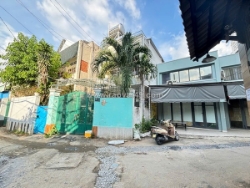 Bùi đình túy 72 m2, 2tầng , 4.4 x17, 9.8 tỷ phường 12 bình thạnh
nhà cũ