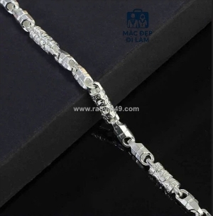 Cách phối màu phụ kiện và trang phục chuẩn fashionista – bí quyết từ chuyên gia