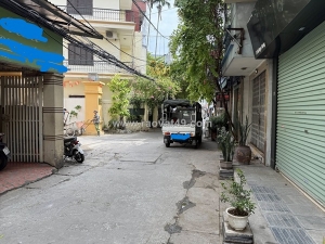 Cần bán căn hộ tập thể phố bùi ngọc dương - hai bà trưng, gần thanh nhàn, bạch