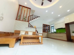 Cc chuyển đi tỉnh khác cần bán nhà dẫn xây 3 tầng mới , oto đậu đỗ trước cửa