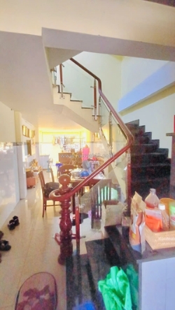 Chdv - dòng tiền 45tr/th - hẻm 4.5m - 5 tầng btct - hoàn công đủ - 9 pn lớn -