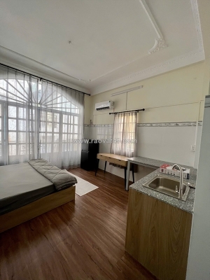 Cho thuê căn hộ full nội thất vị trí đẹp ngay lý chính thắng q3