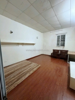 Cho thuê nhà ngõ 108 tôn đức thắng, 40m2, 2 tầng, 2 ngủ, 6 triệu 3 tháng đầu