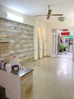 Cho thuê nnc mt đường 12m p5q8. giá 32 triệu