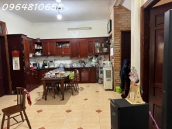 Chủ cần bán gấp. giảm sốc 1 tỷ. siêu phẩm, biệt thự sân vườn - mặt tiền siêu