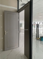 Cửa gỗ carbon tại quận 3 chỉ từ 3.600.000đ/bộ