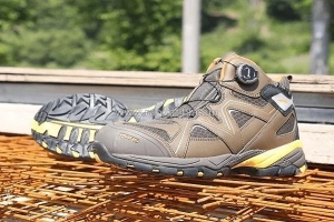 Cửa hàng bán giày bảo hộ tại hồ chí minh chất lượng