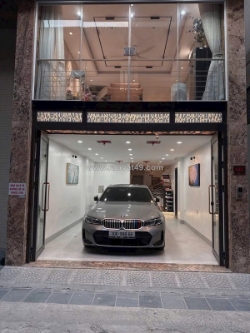 Đội cấn, 7 tầng thang máy, nội thất đẹp, ô tô ngủ trong nhà – 65m², mt 4.6m