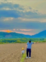 Gia đình tôi cần bán lô đất ruộng cách chợ đúng 300m