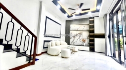 Hẻm xe hơi quận 10- đh kinh tế- 3 phòng ngủ 4 tầng 5m ngang: 6 tỷ hơn (số tiến