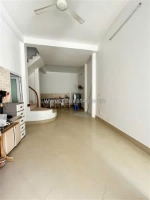 Lạc long quân - ngõ nông, thông - 100m ra hồ tây - nhà dân xây - 65m2x6 tầng