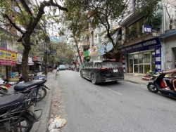 Mặt phố vũ thạnh 140m² mt 4.1m 7 tầng thang máy giá 42.5 tỷ dòng tiền