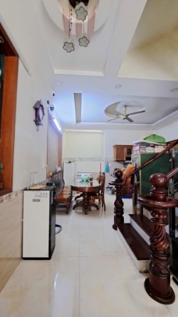 Mặt tiền kinh doanh khu trung tâm hành chính dĩ an – 4 tầng – hoàn công – chỉ