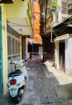 Ngõ lương định của- nhỉnh 8 tỷ- thang máy- full nội thất- view hồ