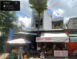 Ngôi nhà đẹp, nằm ngay trung tâm chợ sầm uất nhất tân an, công viên, bờ kè,