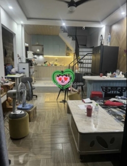 Nhà 2 tầng kiệt oto lý thái tổ . nhà full nội thất