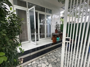 Nhà 2 tầng mới, dt : 7x20 - lô góc 2 mặt tiền đường nguyễn duy cung giá 6,7 tỷ