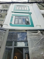 Nhà 3 tầng 40m2 (4x10) xây mới 100%. hẻm 5m ô tô thông đường chiến lược, btđa,