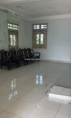 Nhà 3 tầng mặt tiền lê văn hiến . dt:190m , ngang 6m7