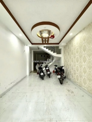 Nhà 4 tầng kiệt nguyễn du . đang cho thuê tr/tháng